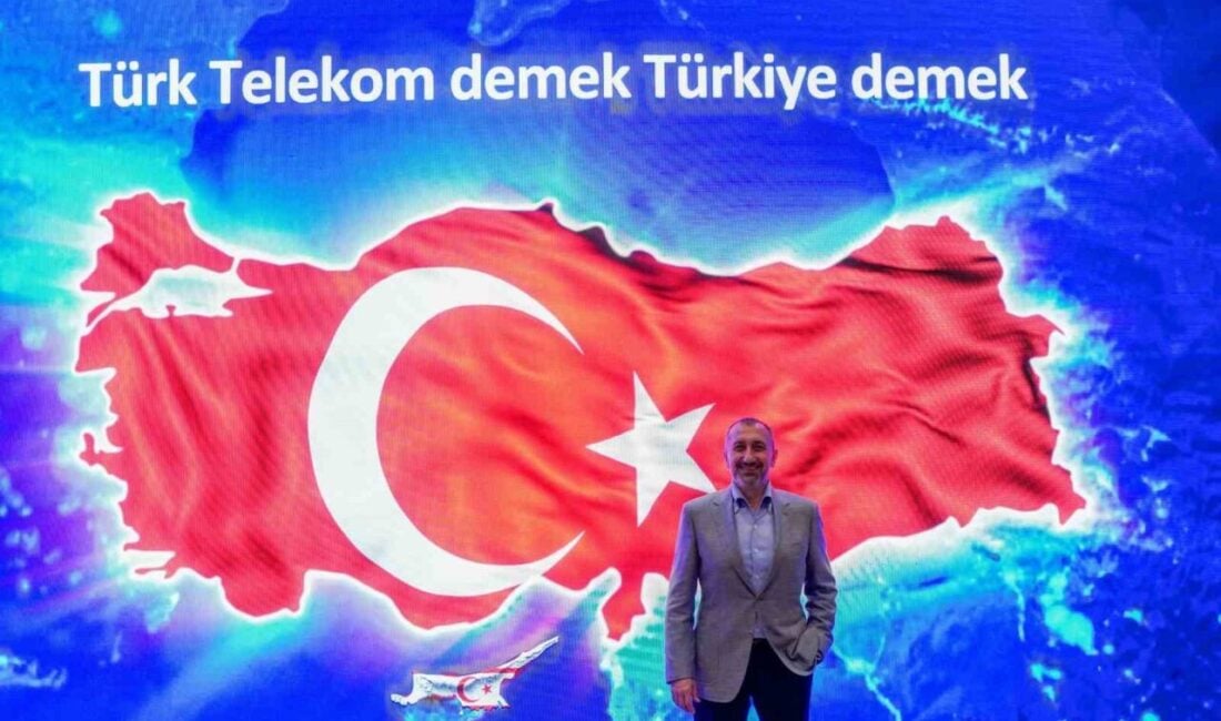 Türk Telekom, Türkiye Cumhuriyeti ve Kuzey Kıbrıs Türk Cumhuriyeti hükümetleri