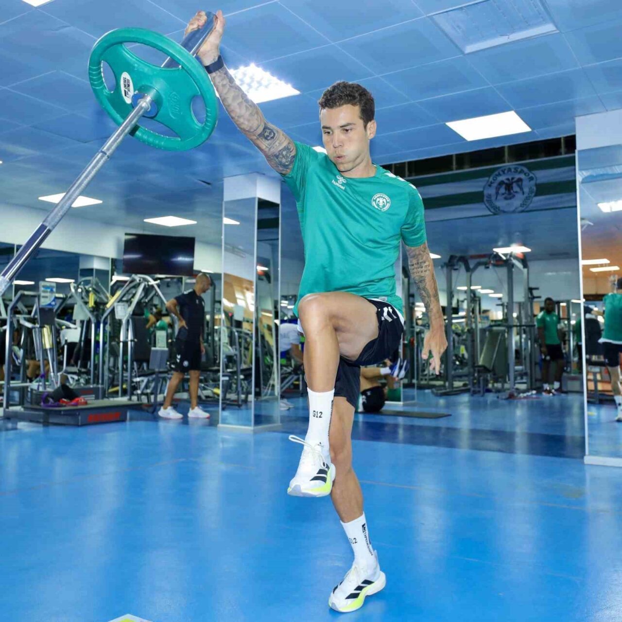 Konyaspor, 2025-2026 sezonu hazırlıklarına teknik direktör Recep Uçar'ın yönetimindeki sabah