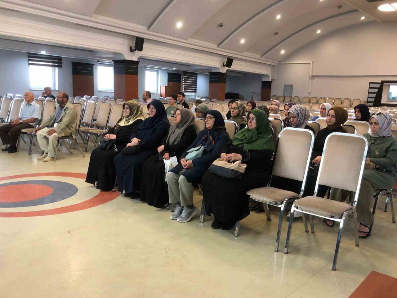 Düzce Müftülüğü, kutsal topraklara gidecek 32 umreci için "Umre Hazırlık