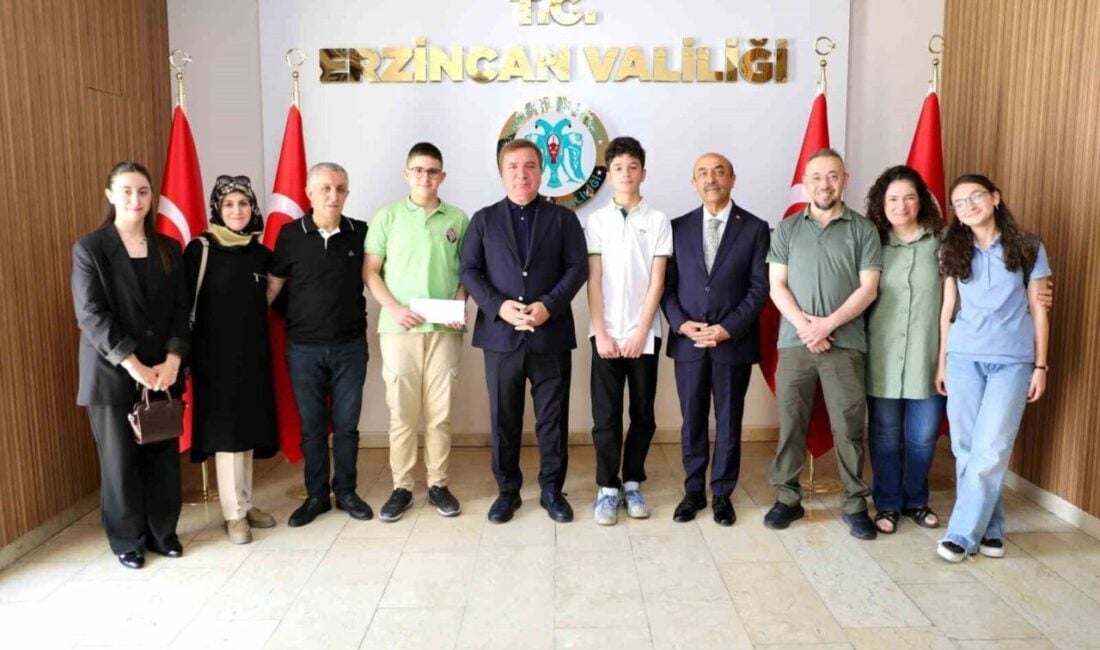 Erzincan Valisi Hamza Aydoğdu, LGS'de 500 tam puan alarak Türkiye