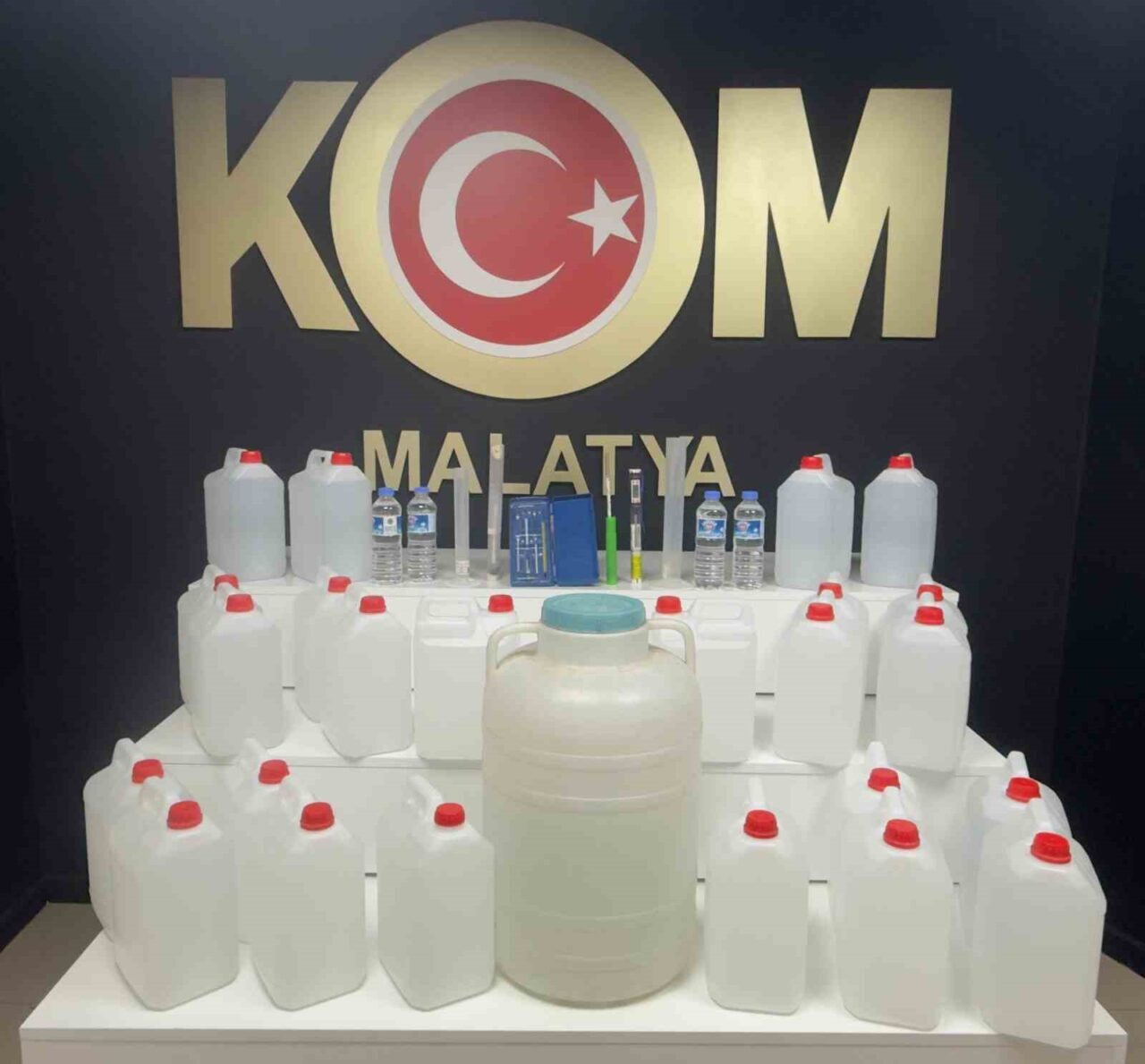 Malatya'da düzenlenen üç ayrı operasyonda, Kaçakçılık ve Organize Suçlarla Mücadele