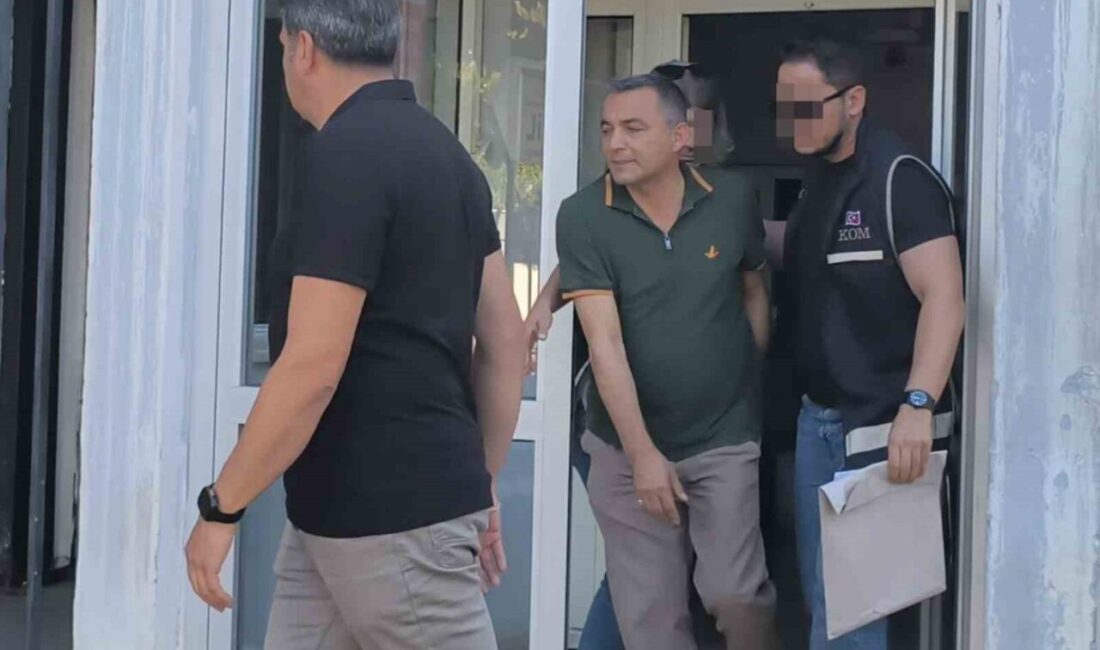 Manavgat Belediye Başkanı Niyazi Nefi Kara, rüşvet soruşturması kapsamındaki ifadesinin