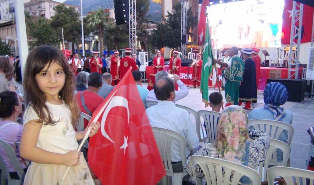 Manisa’da 15 Temmuz Demokrasi ve Milli Birlik Günü, Cumhuriyet Meydanı’nda