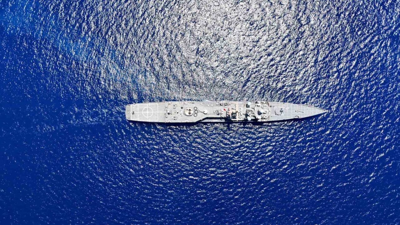 Kocaeli'de görevli TCG Gelibolu, Türk Deniz Kuvvetleri'nin en büyük savaş