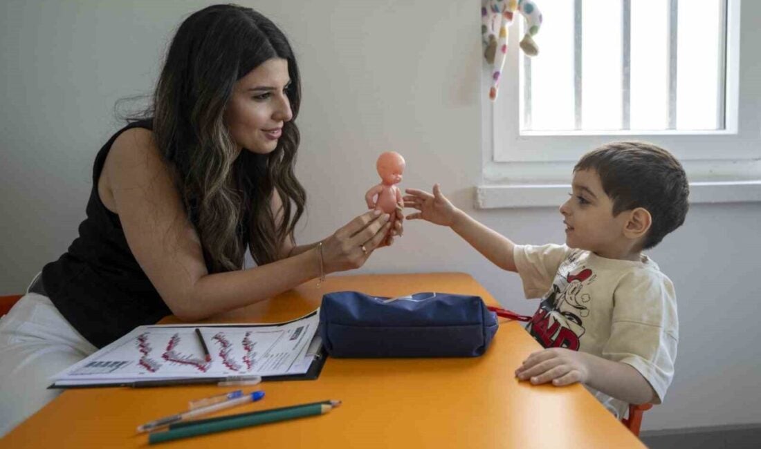 Mersin Büyükşehir Belediyesi, otizmli bireyler ve ailelerine destek olmak amacıyla