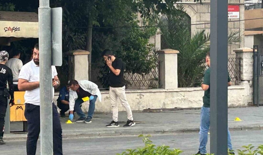 Mersin'in Tarsus ilçesinde cinayet zanlısı Hüseyin V. (41), polisle girdiği