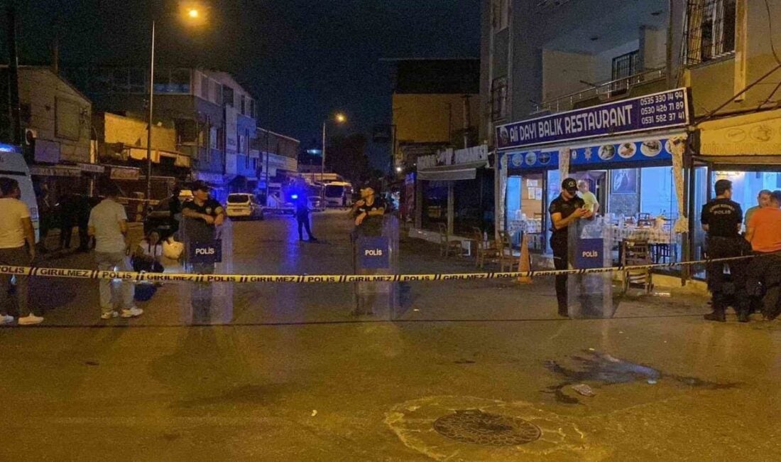 Mersin'deki bir restoranda hesap anlaşmazlığı nedeniyle başlayan tartışma, silahlı ve