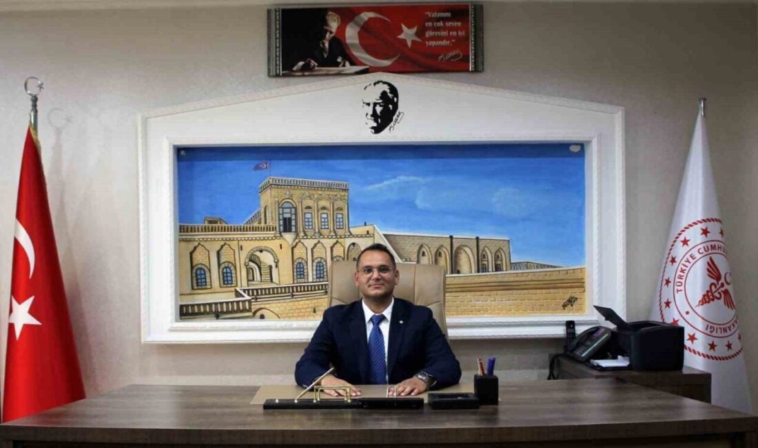 Mehmet Burak Peköz, Mardin'in Midyat İlçe Devlet Hastanesi Başhekimliği'ne atandı.