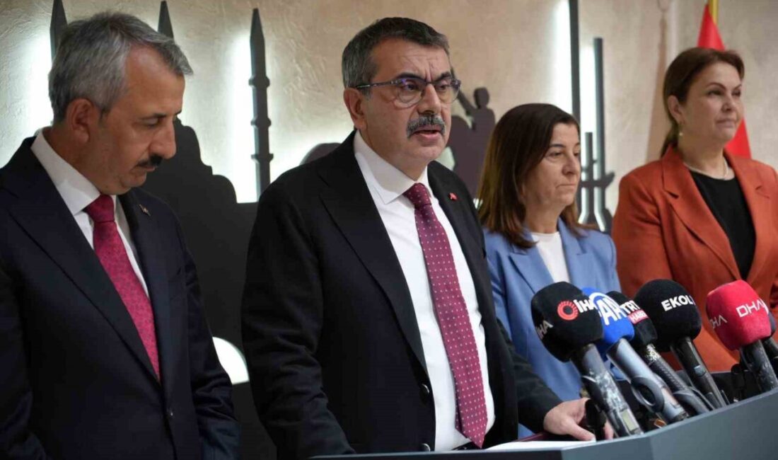 Milli Eğitim Bakanı Yusuf Tekin, Liselere Geçiş Sistemi sonuçlarının 10