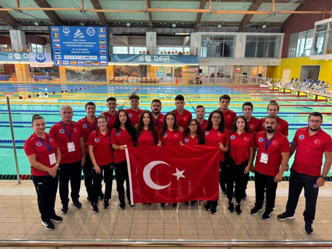 Türkiye Sualtı Sporları Federasyonu sporcusu Kaan Efe Kaya, Polonya'nın Olsztyn'de