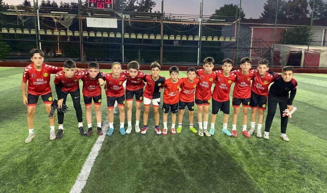Eskişehirspor'un 2013 yaş grubu futbolcuları, yeni sezon hazırlıklarına başladı. Espa
