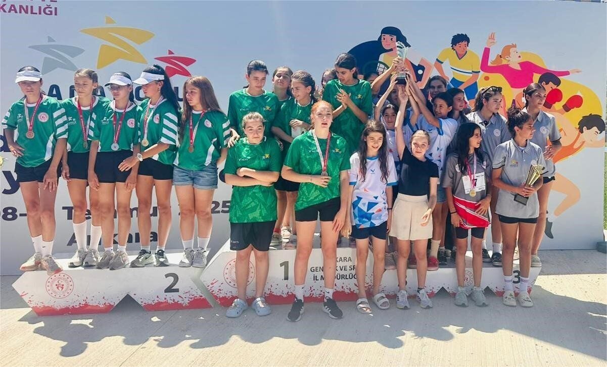 Elazığlı sporcular, Ankara'da yapılan Modern Pentatlon Türkiye Şampiyonası'nda hem bireysel