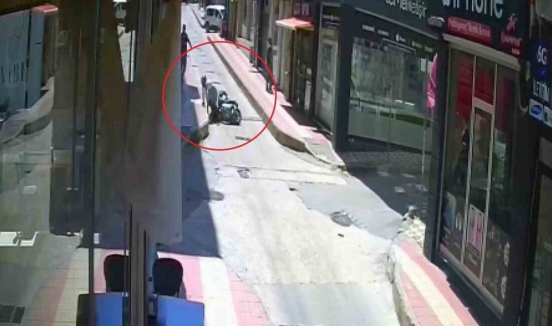 Samsun'un İlkadım ilçesinde Fatih Medar'ın kullandığı motosiklet devrildi, yolcu Nihar