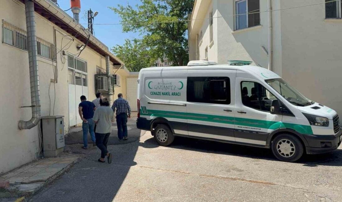 Gaziantep'in Nizip ilçesinde, 22 yaşındaki motosiklet sürücüsü Ömer Faruk Çelik'in
