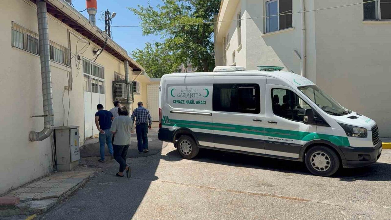 Gaziantep'in Nizip ilçesinde, 22 yaşındaki motosiklet sürücüsü Ömer Faruk Çelik'in