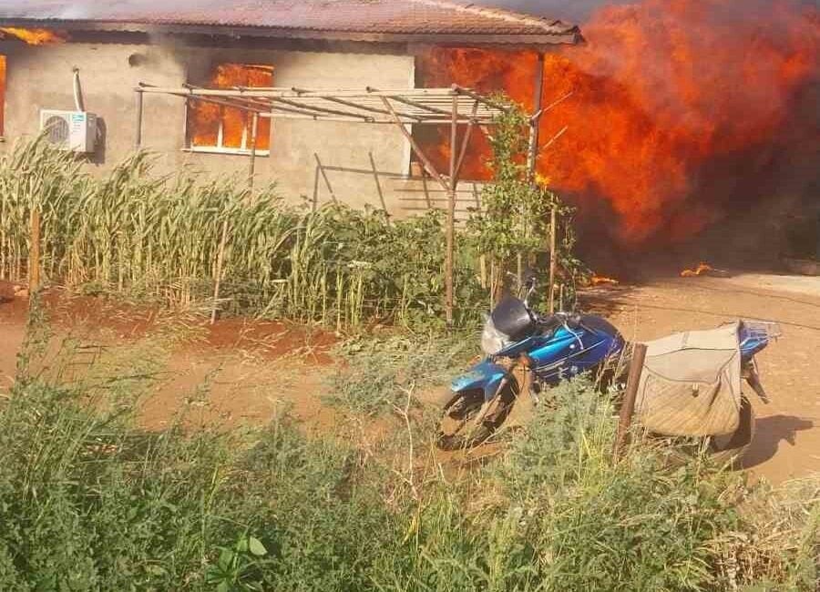 Hatay'ın Reyhanlı ilçesinde Harran Mahallesi'nde bir müstakil ev, bilinmeyen bir