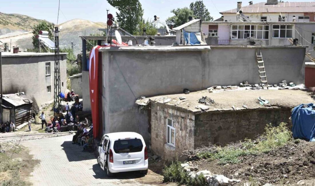 Bitlis Mutki ilçesinden 24 yaşındaki Piyade Sözleşmeli Er Celalettin Uyanık,