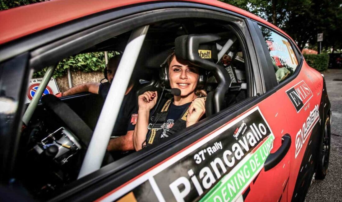 Türkiye'yi FIA European Rally Championship'te temsil eden Nazan Zorlu, 4-6