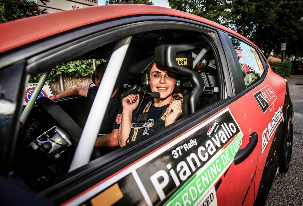 Türkiye'yi FIA European Rally Championship'te temsil eden Nazan Zorlu, 4-6