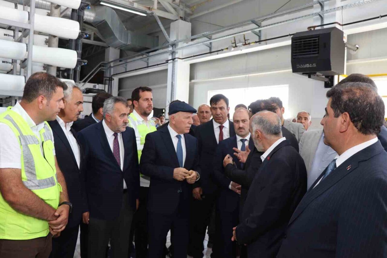 Erzurum Büyükşehir Belediyesi, Oltu'da içme suyu arıtma tesisi ve katı