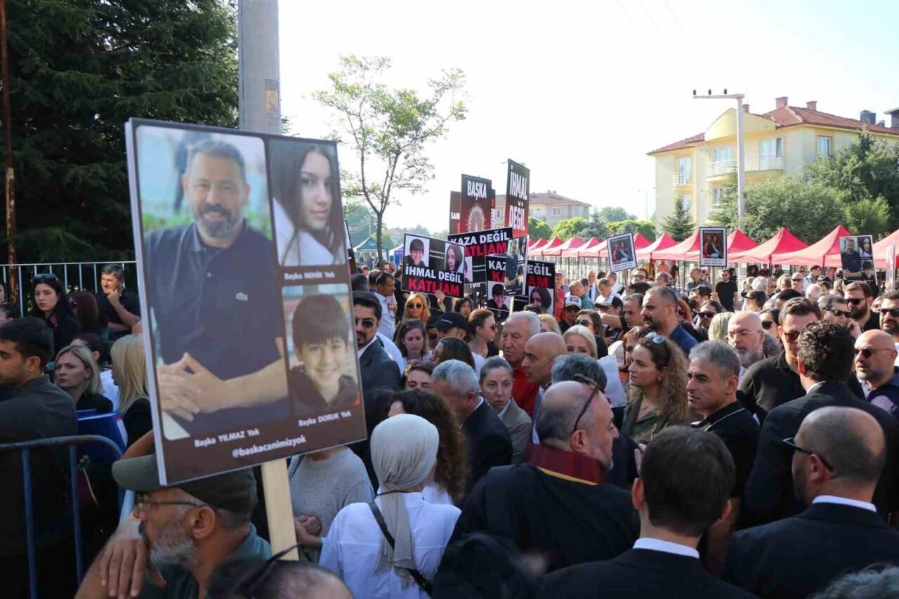 Kartalkaya’daki otel yangınında 78 kişi hayatını kaybetti. Psikiyatrist Doç. Dr.