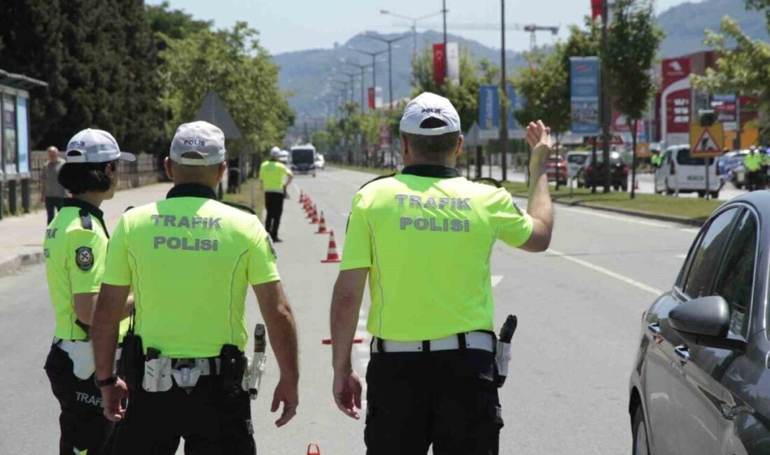 Ordu'da trafik kazalarını önlemek amacıyla yapılan denetimlerde, son bir haftada