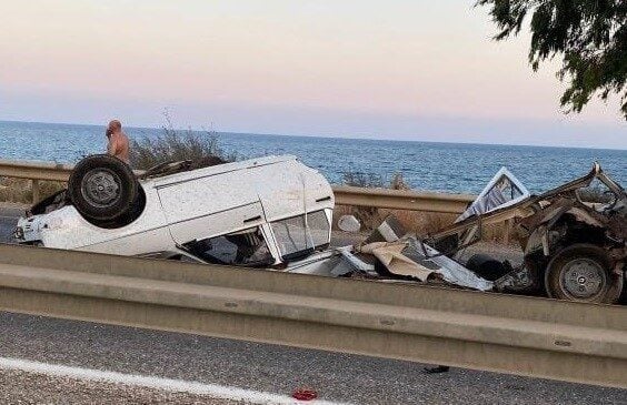 Mersin'in Silifke ilçesinde 20 yaşındaki Hasan Hüseyin Mavi’nin kullandığı otomobil