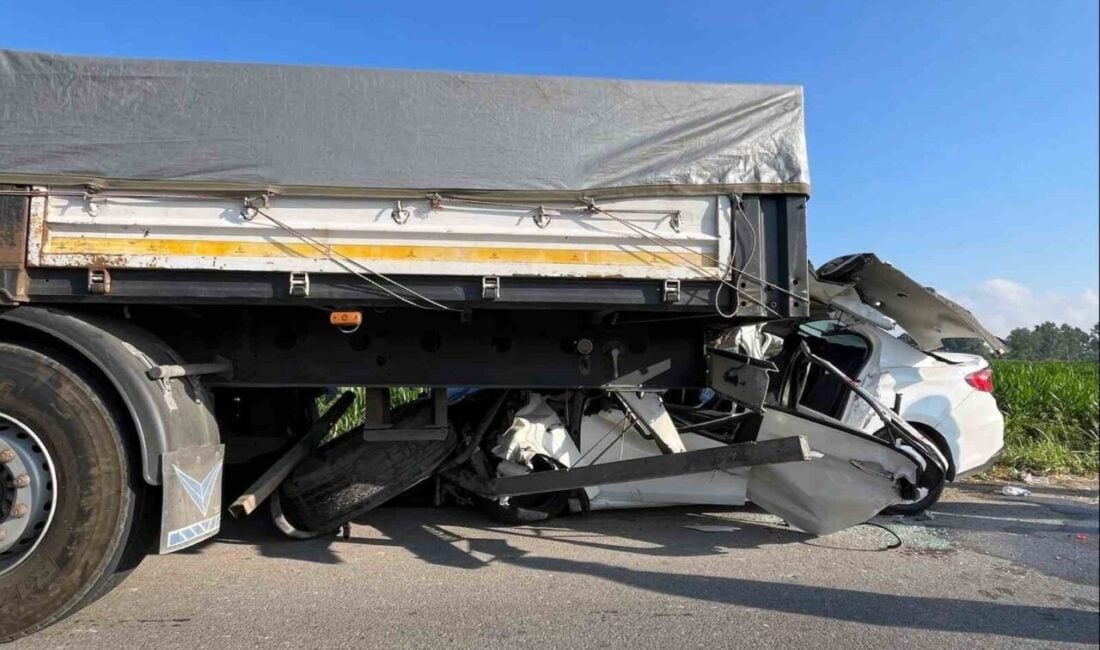 Sakarya'nın Karasu ilçesinde D-650 kara yolunda meydana gelen kazada, S.A.