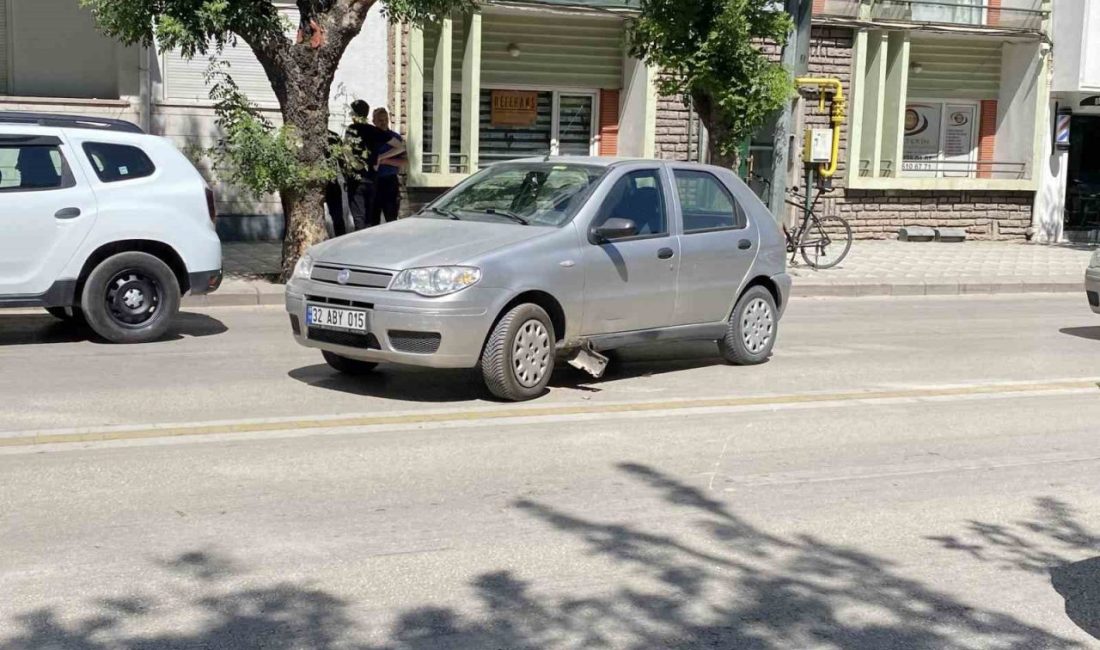 Eskişehir'de 5 Temmuz'da meydana gelen trafik kazasında, otomobille çarpışan motosikletli