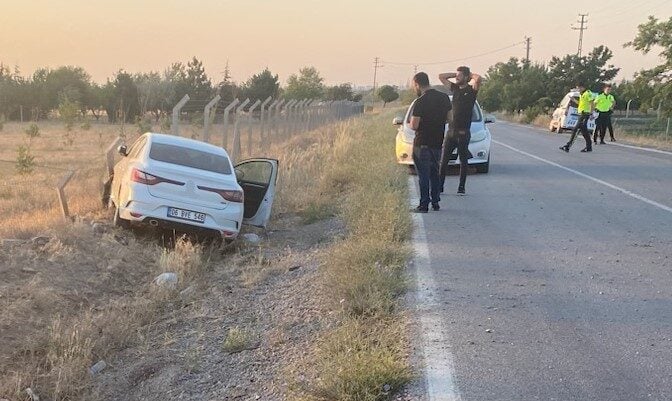 Konya'nın Kulu ilçesinde Y.Y. yönetimindeki otomobil, direksiyon hakimiyetinin kaybedilmesi sonucu