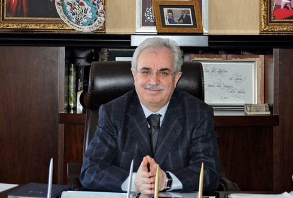 Erzurum Teknik Üniversitesi'nin kurucu rektörü Prof. Dr. Muammer Yaylalı, 72