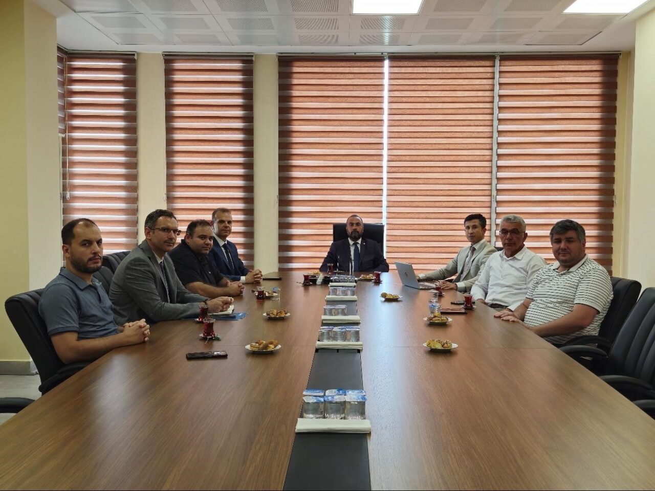 Bartın Üniversitesi Rektörü Prof. Dr. Ahmet Akkaya, Bartın OSB'de düzenlenen