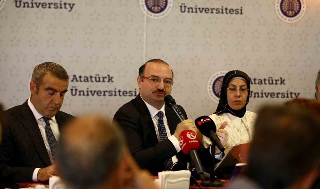 Atatürk Üniversitesi Rektörü Prof. Dr. Ahmet Hacımüftüoğlu, medya ile buluşarak
