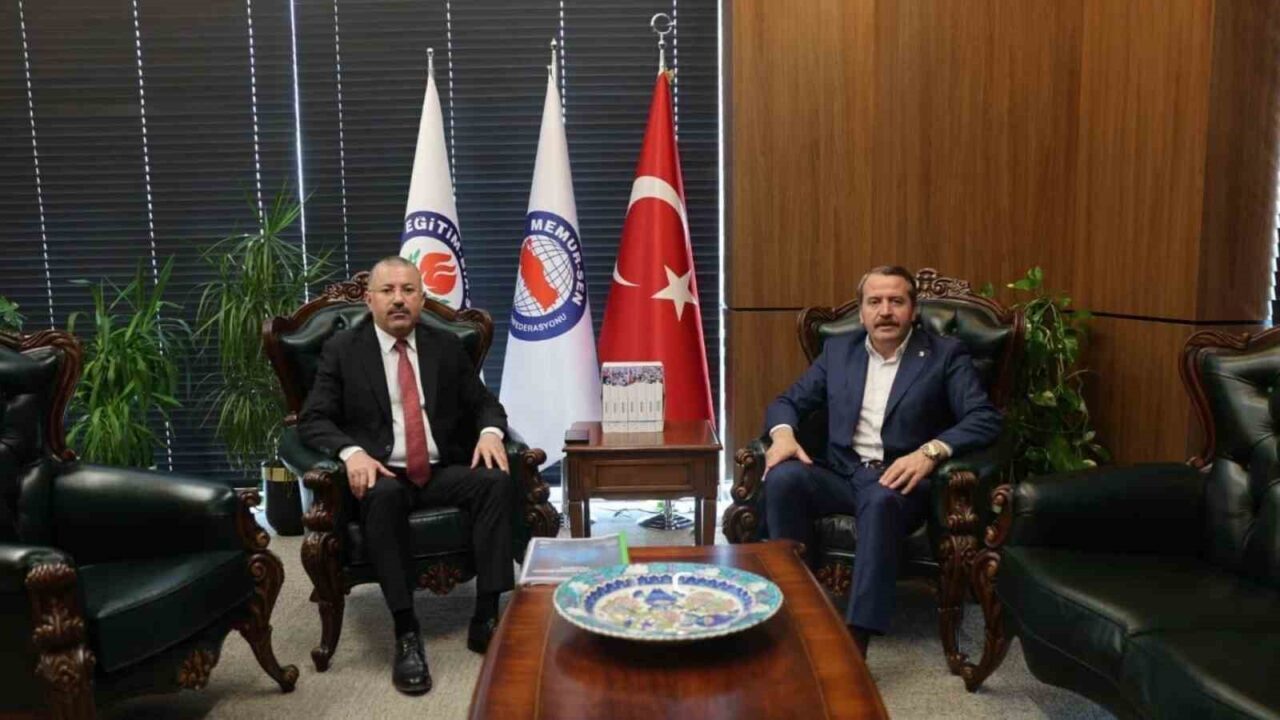 Karabük Üniversitesi Rektörü Prof. Dr. Fatih Kırışık, Memur-Sen Genel Başkanı