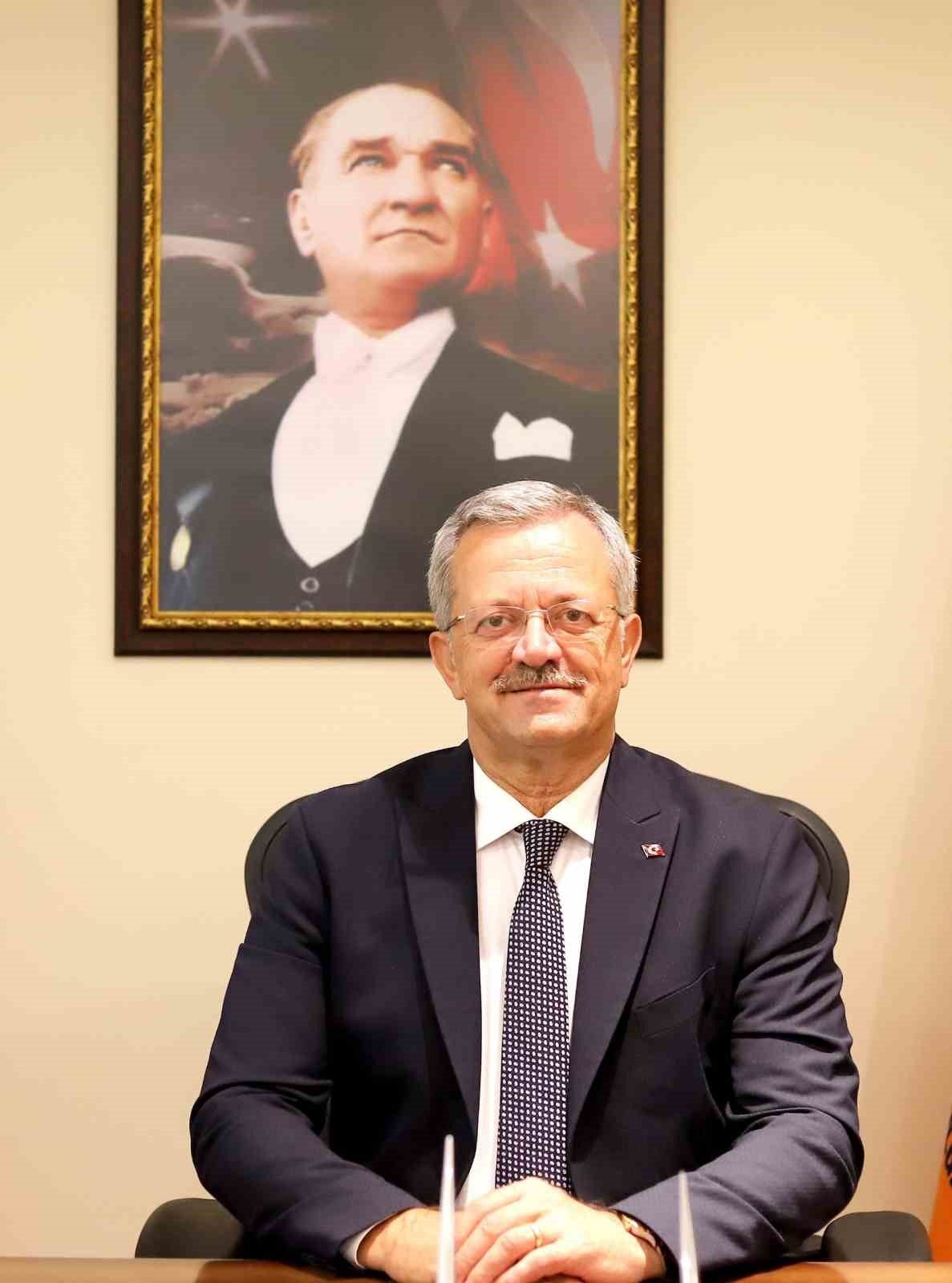 Yeni Mersin İdmanyurdu'nda başkanlığa Mersin OSB Başkanı Sabri Tekli getirildi.