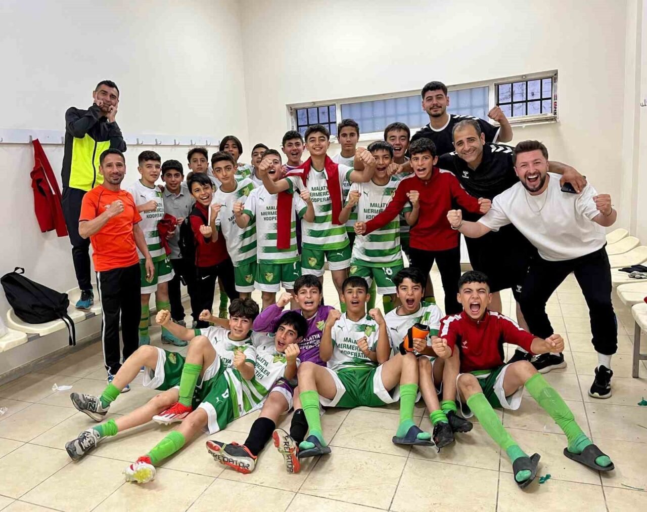 Doğanşehir Belediyespor Kulübü, 2,5 yıldır konteyner kentte kalmasına rağmen 2024-2025