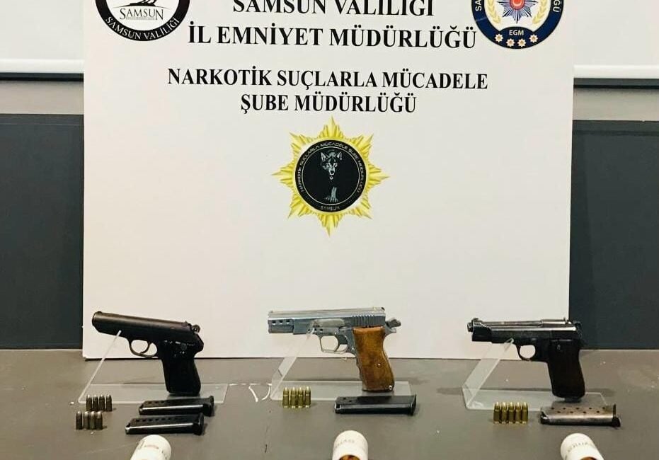 Samsun'da polis, A.K. (29) ve K.A.M. (19) isimli kişilerin evinde