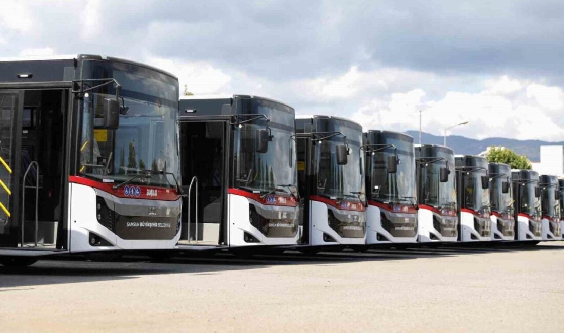 Samsun Büyükşehir Belediyesi, toplu taşıma filosuna 10 yeni otobüs ekleyerek