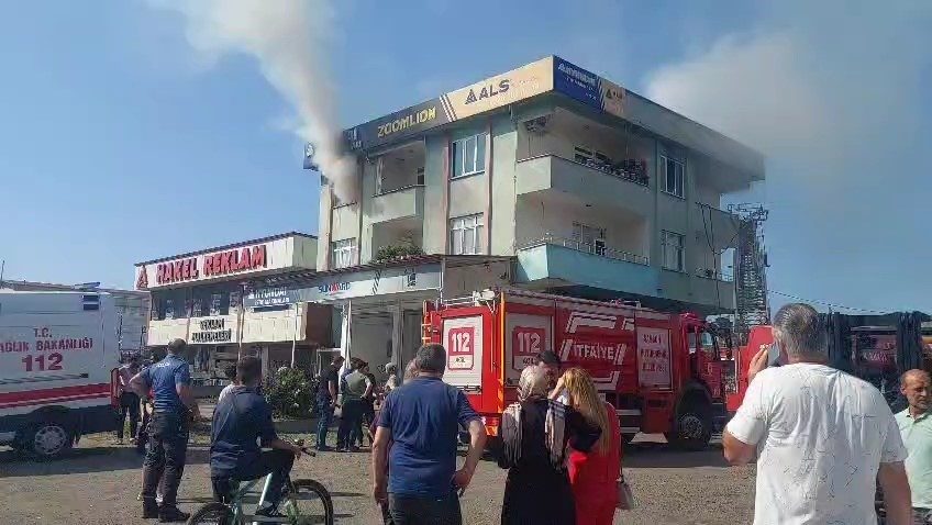 Samsun'un Tekkeköy ilçesinde bir evde çıkan yangında ağır yaralanan Suriye
