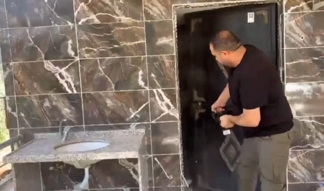 Şanlıurfa'da düzenlenen narkotik ve dolandırıcılık operasyonunda 4 kişi gözaltına alındı,