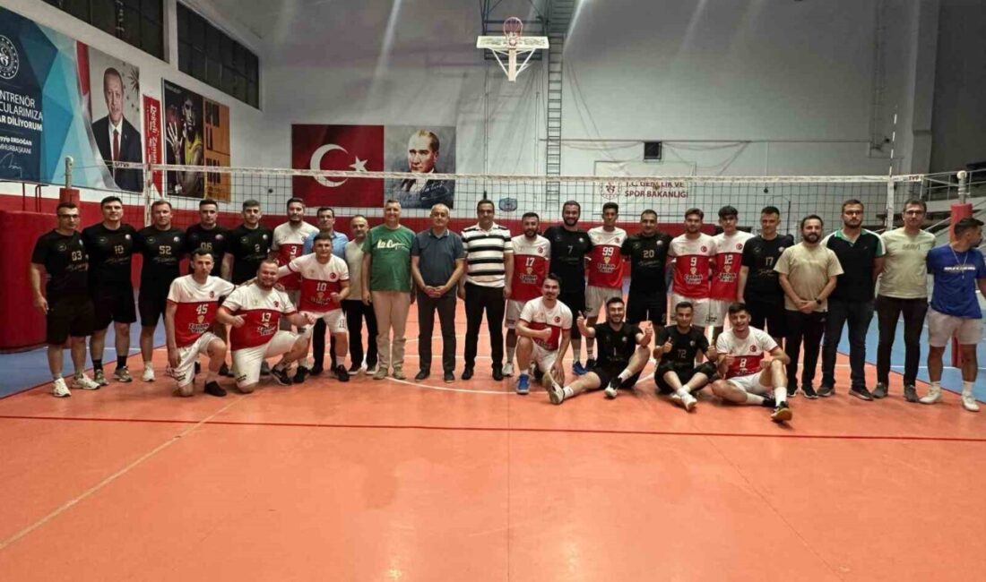 Manisa'nın Sarıgöl ve Alaşehir ilçelerindeki Kaymakamlık Kupası Voleybol Turnuvası sonrası