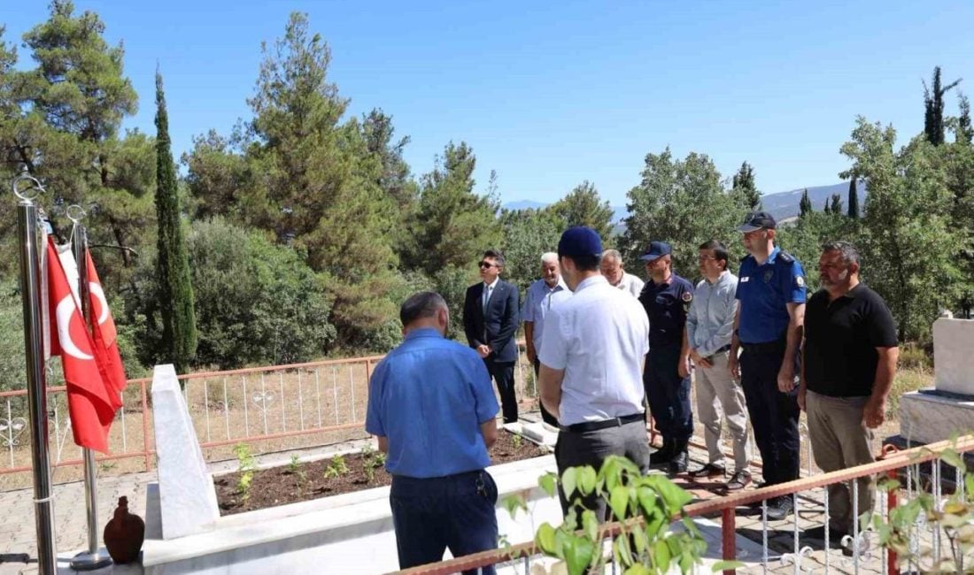 Aydın'ın Karacasu ilçesinde, şehit Uzman Jandarma Emrah Ceylan, vefatının yıl