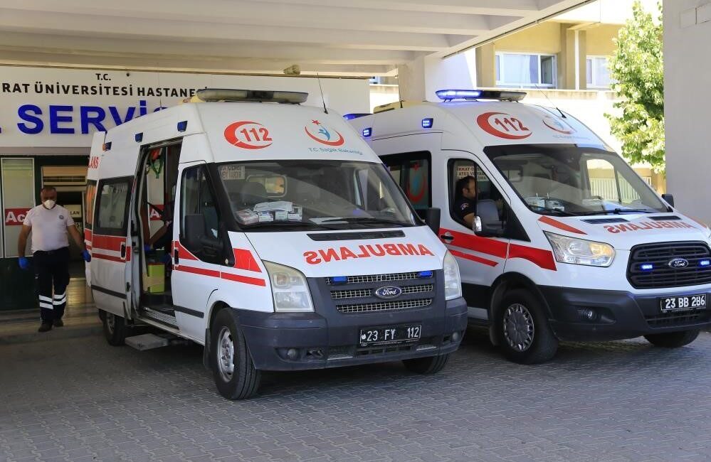 Elazığ'ın Aydıncık köyünde pikniğe giden Derman T., serinlemek amacıyla göle