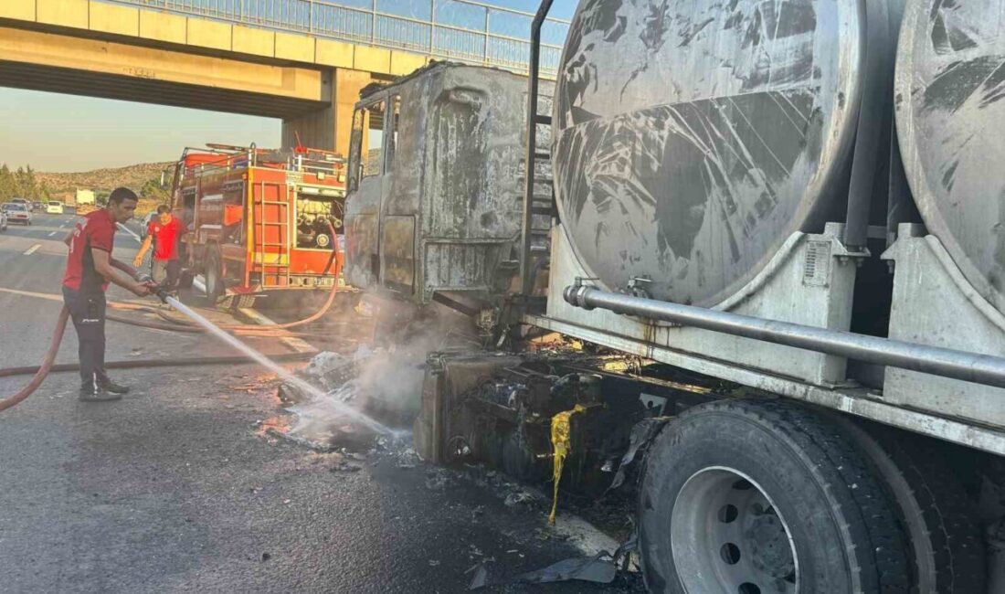Mersin'in Tarsus ilçesinde Barış T.'nin kullandığı süt tankerinde çıkan yangın,