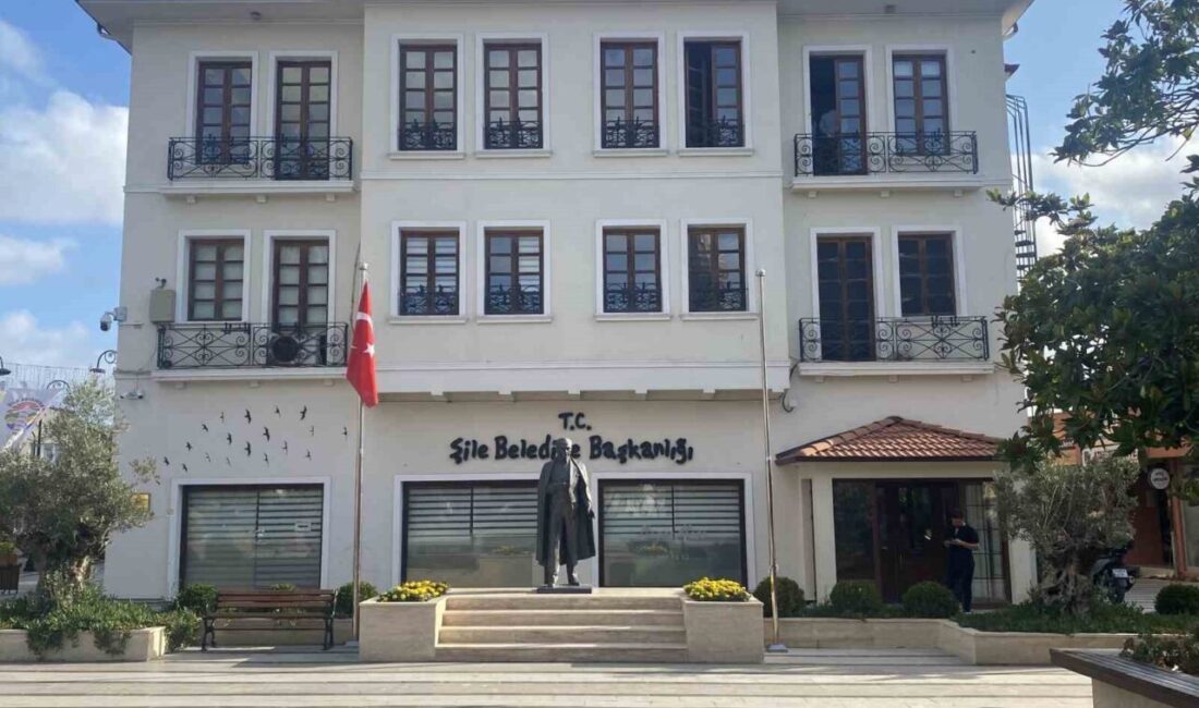 İstanbul Emniyet Müdürlüğü Mali Suçlarla Mücadele ekipleri, Şile Belediyesi'nde düzenledikleri