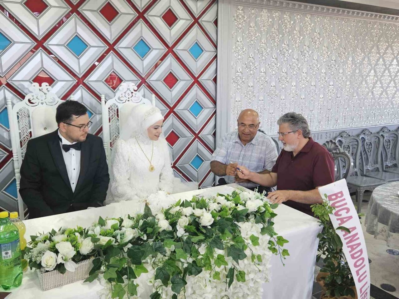 Merhum Mehmet Şaban Şimşek'in kızı Bürde Şimşek, İzmir'de A. Furkan