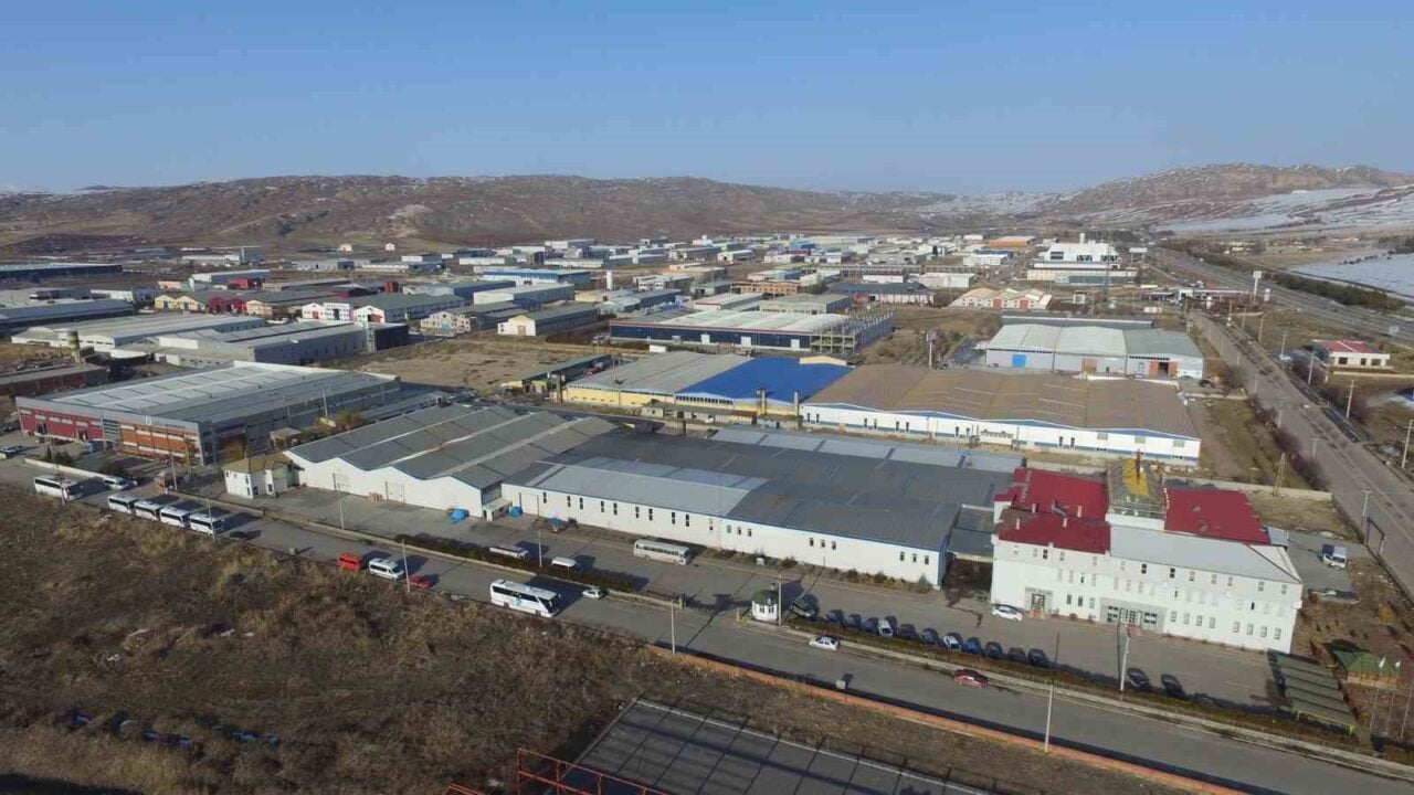 Türkiye İstatistik Kurumu ve Ticaret Bakanlığı'nın verilerine göre, Sivas'ta 2025'in