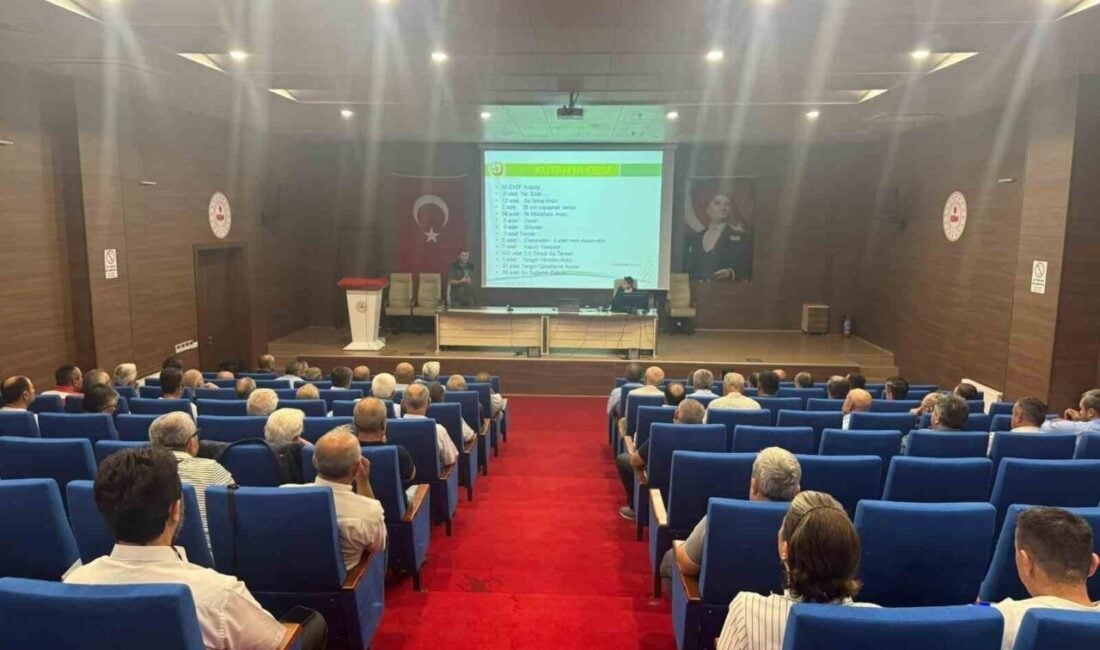 Kütahya Orman Bölge Müdürlüğü, Tavşanlı'da muhtarlar ve biçerdöver sahiplerine yangınla