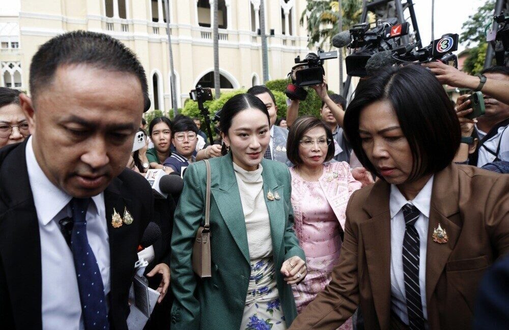 Tayland Anayasa Mahkemesi, eski Kamboçya lideri Hun Sen ile yaptığı