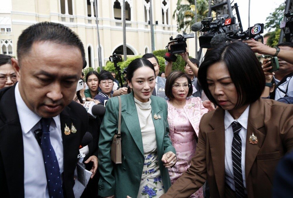 Tayland Anayasa Mahkemesi, eski Kamboçya lideri Hun Sen ile yaptığı